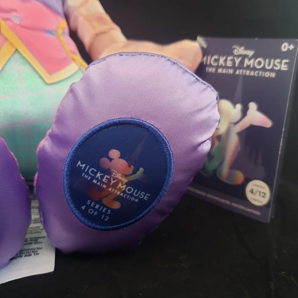 Disney Mickey Mouse The Main Attraction It's a Small World Plush Series 4 of 12. - Picture 3 of 4